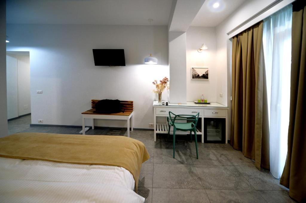 Konak Rooms L Skanderbeg Square Тирана Экстерьер фото